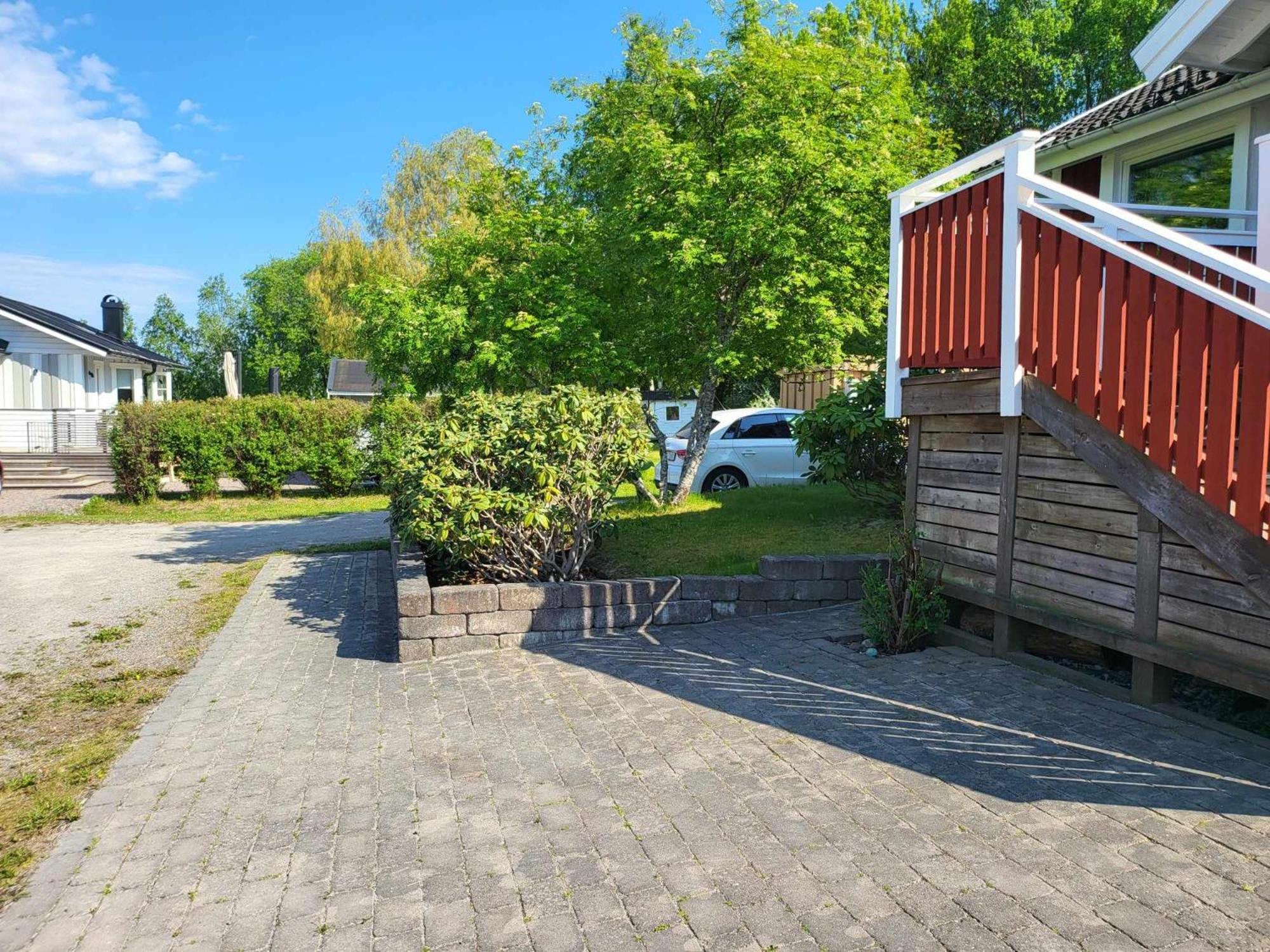 Minihus Med Stor Traedgardstomt Naera Golf Och Hav Villa Trosa Kültér fotó